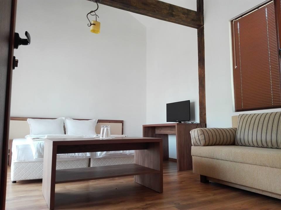 Complex Magura Hotel Rabisha Ngoại thất bức ảnh